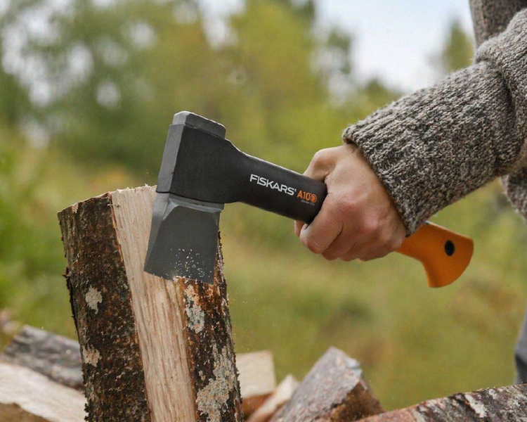 Набір Fiskars: Сокира теслярська Fiskars Solid A10 + Лопата садова штикова Fiskars Classic FSC 1051085101477 фото