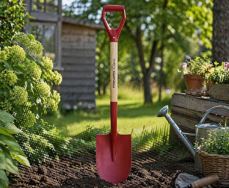 Набір Fiskars: Ножиці для трави White GS41 + Лопата садова штикова Classic FSC 1026917101477 фото